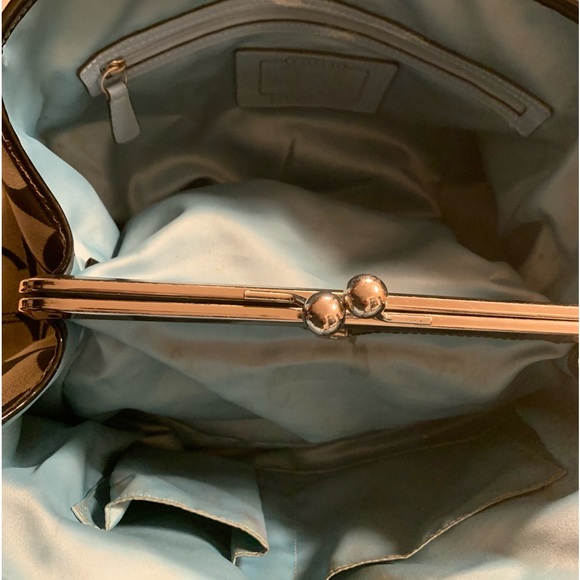 Coach Kisslock Signature Jaquard Tote - Picture 3 of 9